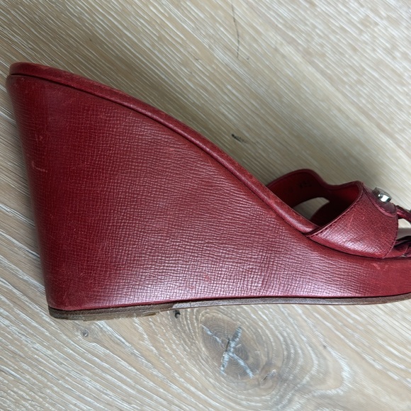 Ferragamo wedges, red leather, vintage . Size 8 - Picture 5 of 5